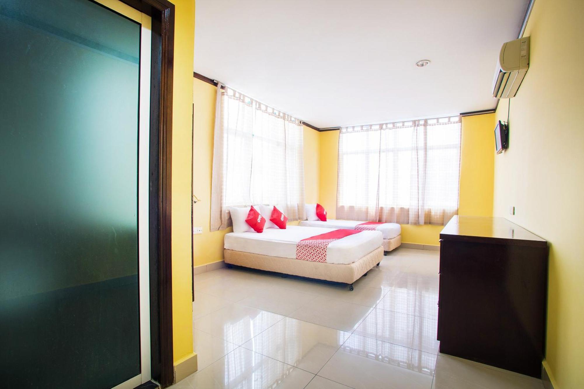 Super Oyo 1219 Hotel Bbk Klang Esterno foto